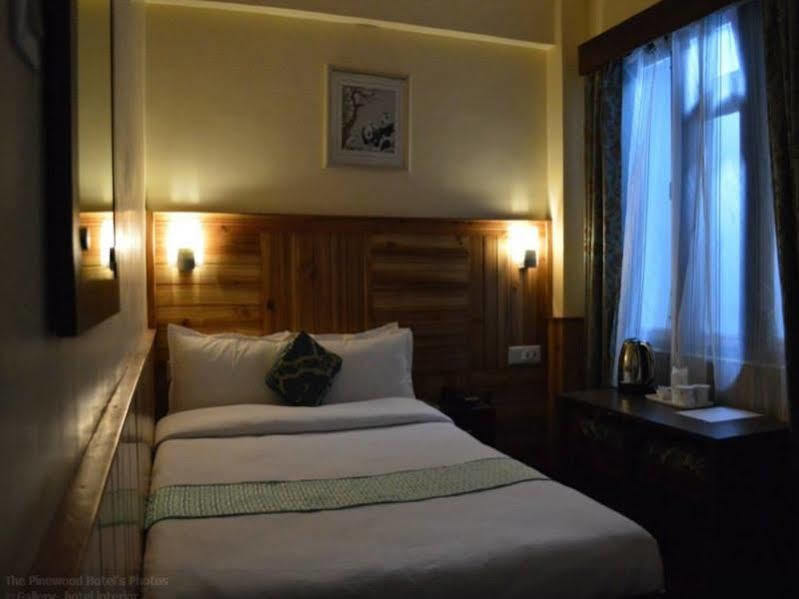 Hotel Treebo Trend The Pinewood Darjeeling  Exterior foto